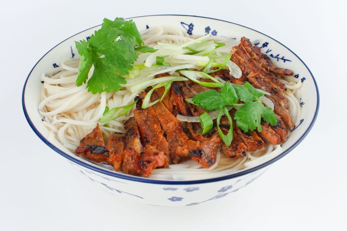 214. Grilled Meat Pho (Nuong)