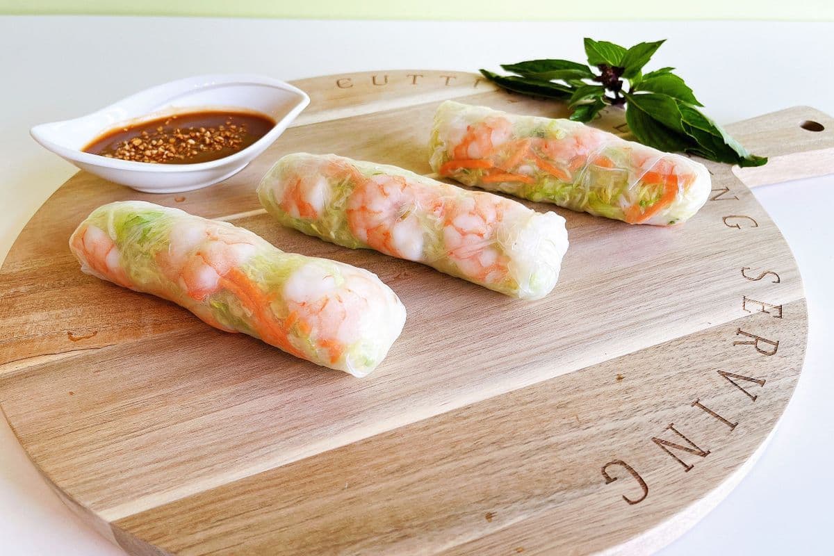 Fresh Salad Rolls (3 pcs)