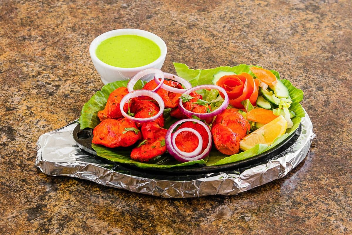Chicken Tikka Kabab (8 Pcs)
