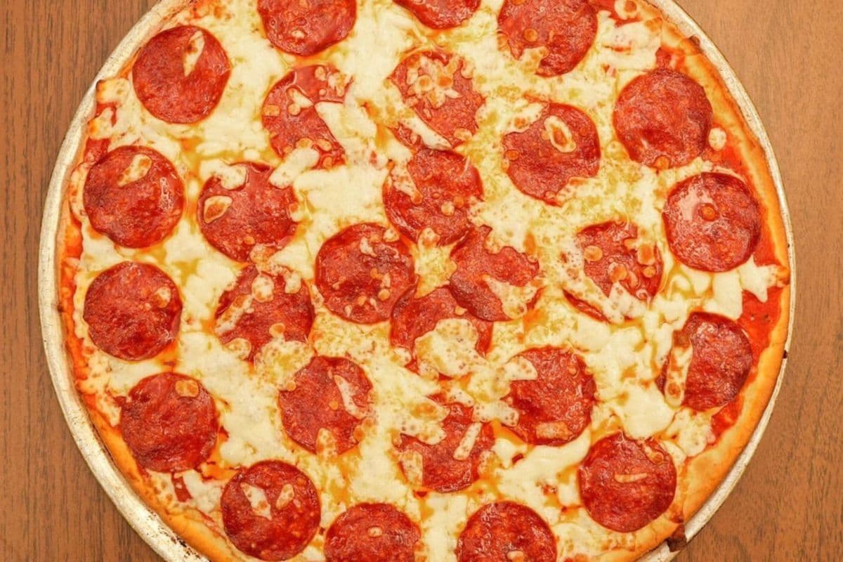 Create Your Own Medium Pizza