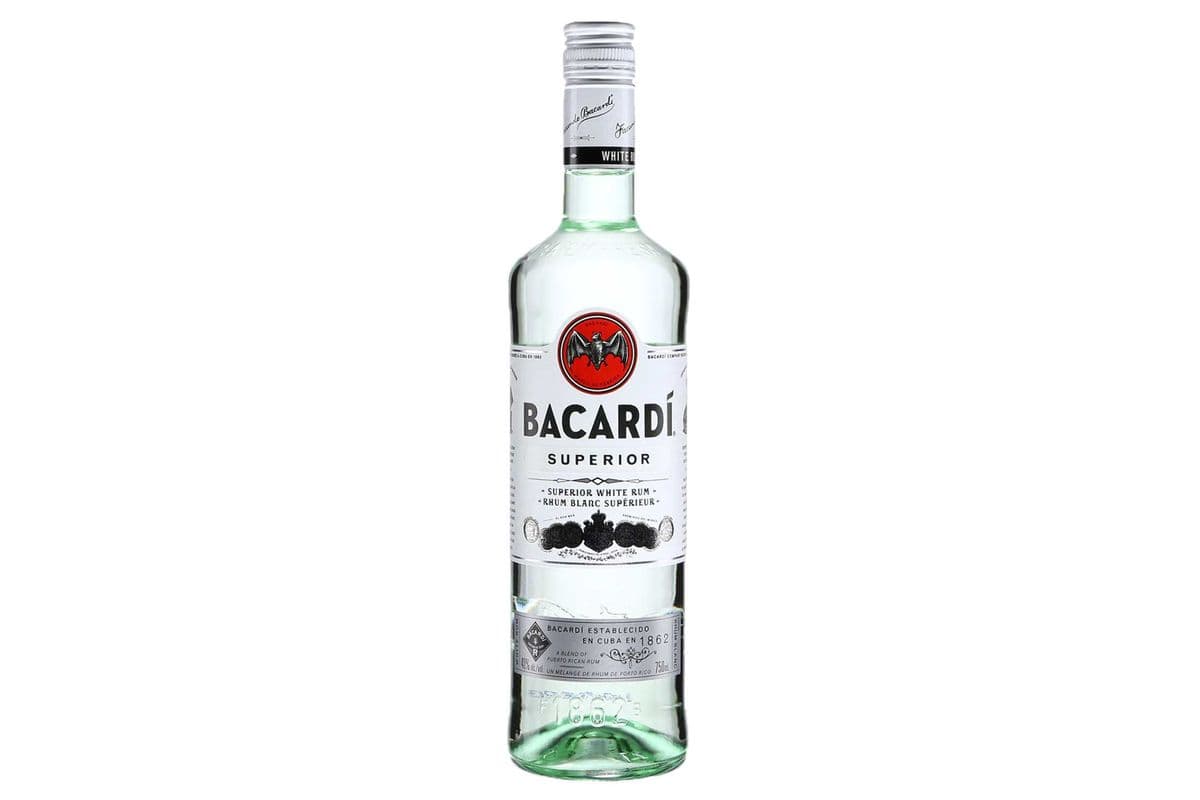 Bacardi White Rum (750 ml) (1 x 750ML)