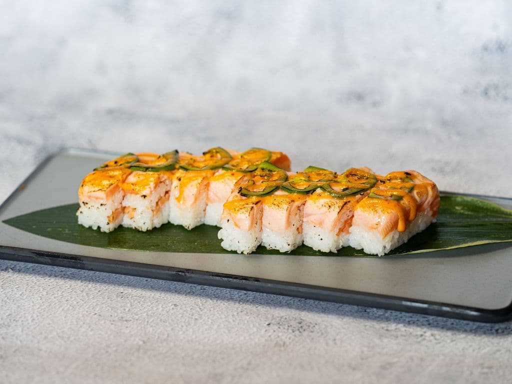 OS1 Salmon Pressed Sushi (8)