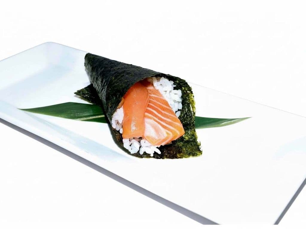 Sake - Salmon Hand Roll
