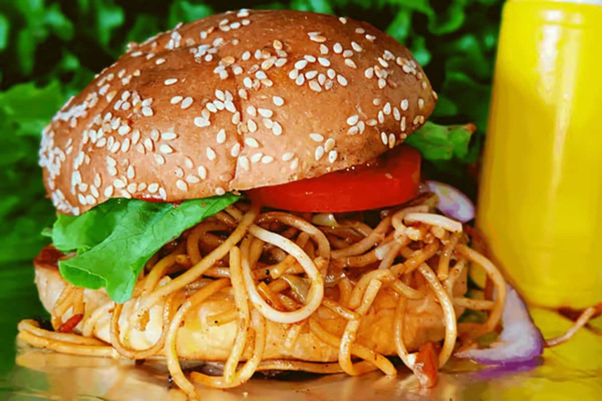 Noodle Burger