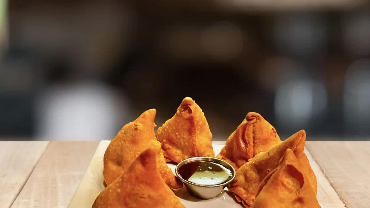 Samosa 6pcs/12pcs (V)