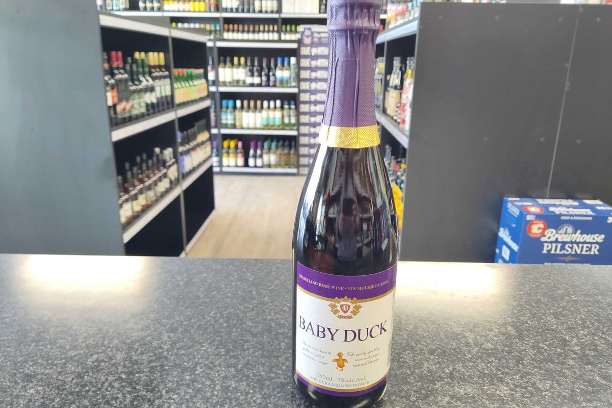 Baby Duck (1 x 750ml Bottle )