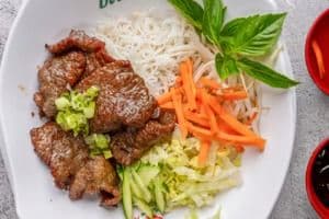 53.Grilled Beef with vermicelli