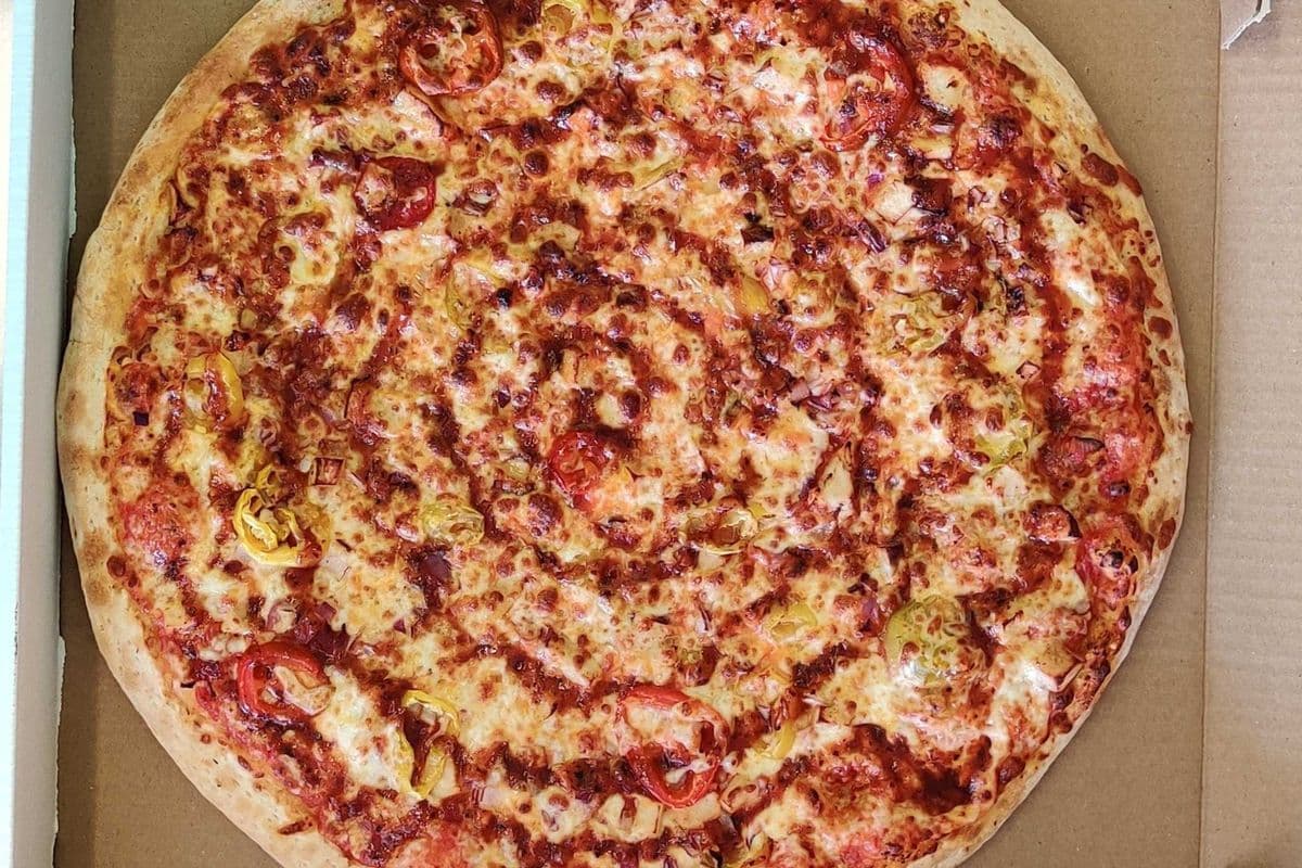 Spicy Chicken Pizza