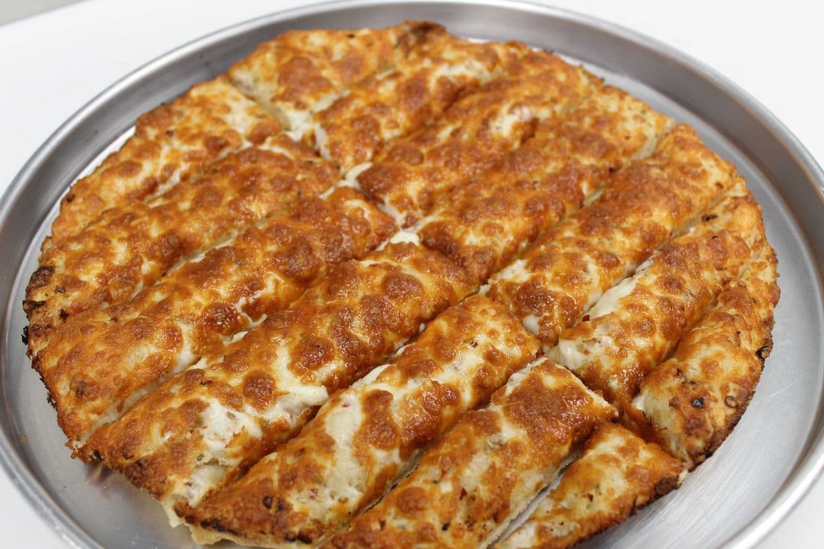Garlic cheese bread