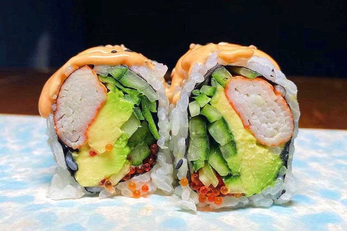 Spicy California Roll (6 pcs)