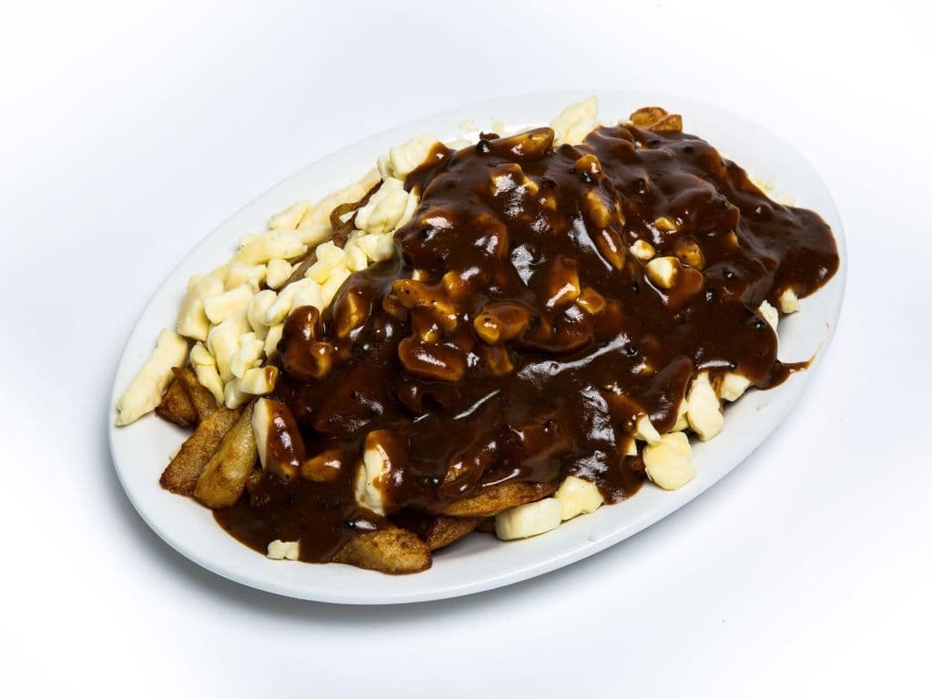 Petite poutine de sauce au poivre / Small Poutine with Pepper Sauce