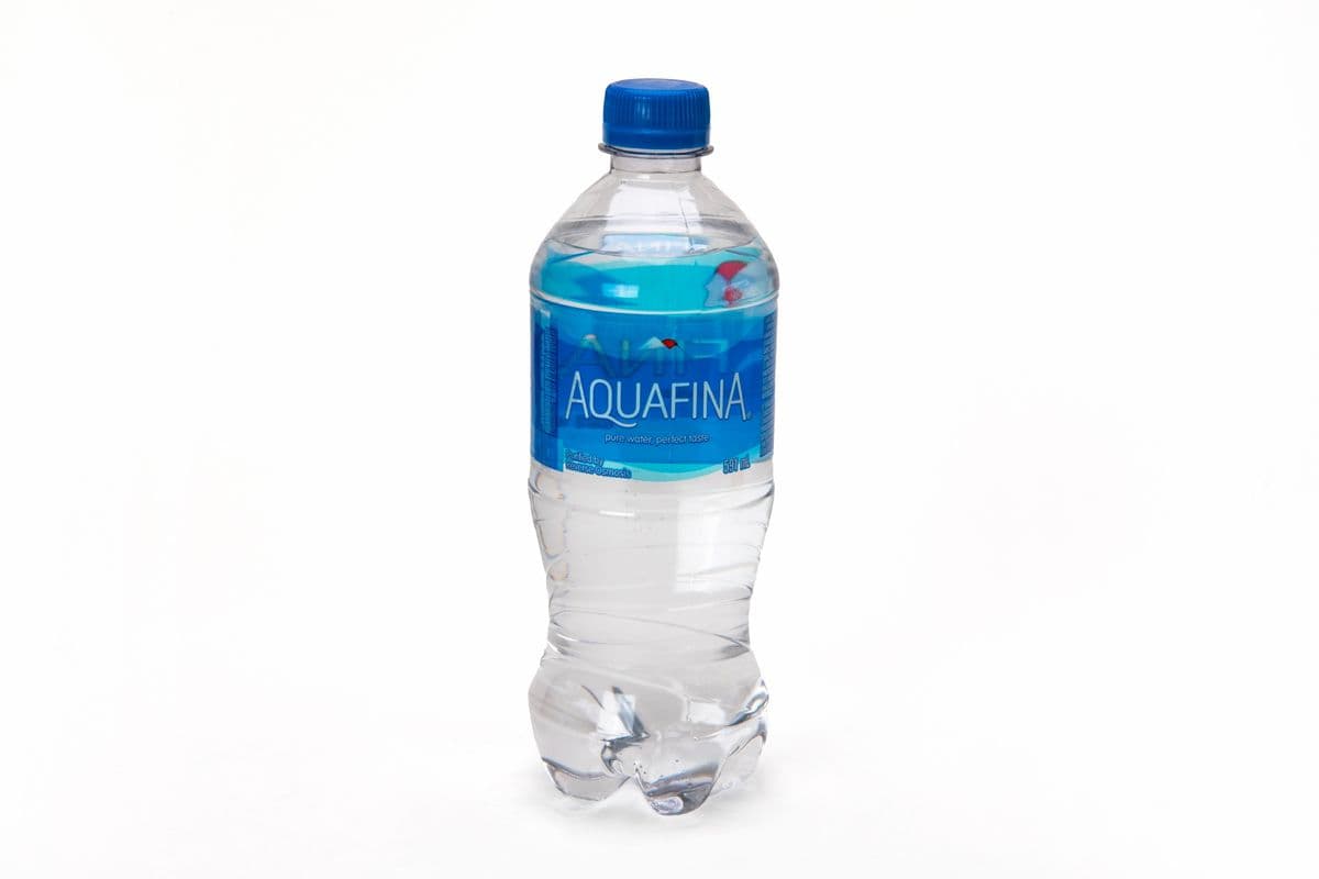 Aquafina (591 ml)