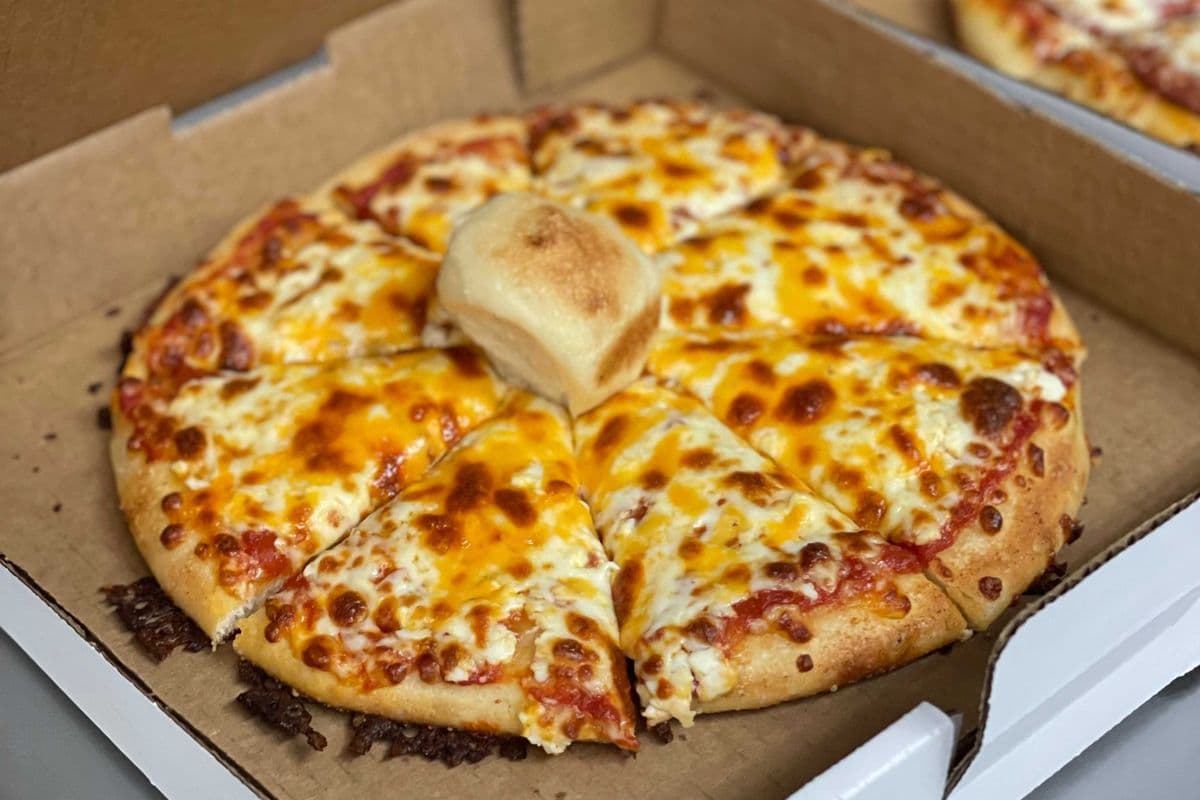 12" Four-Cheese Pizza