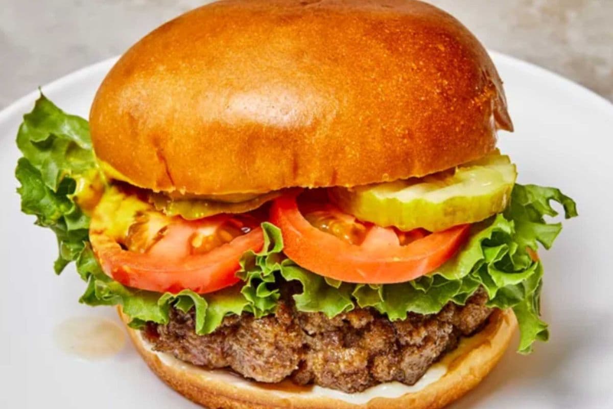 The Classic Hamburger