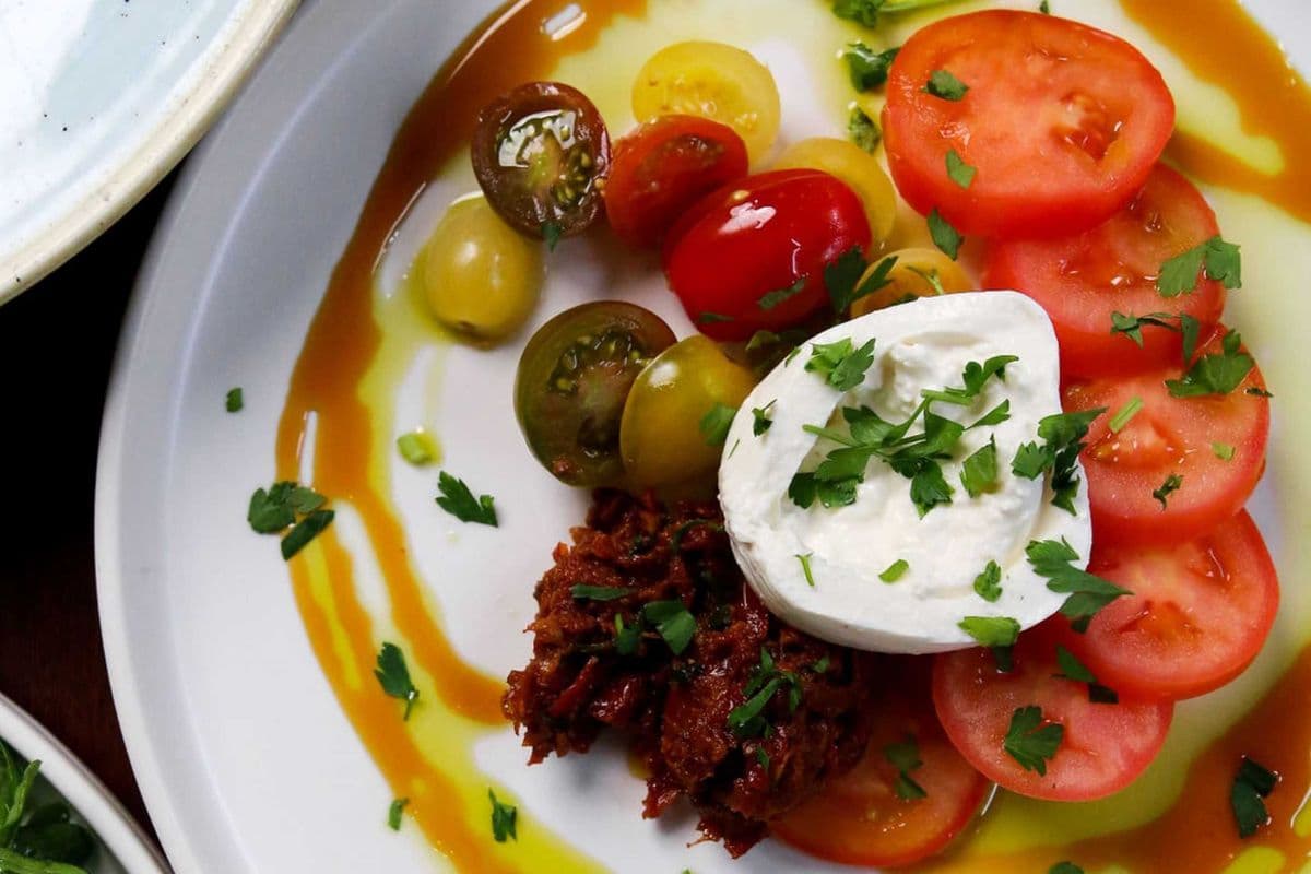 Burrata Caprese