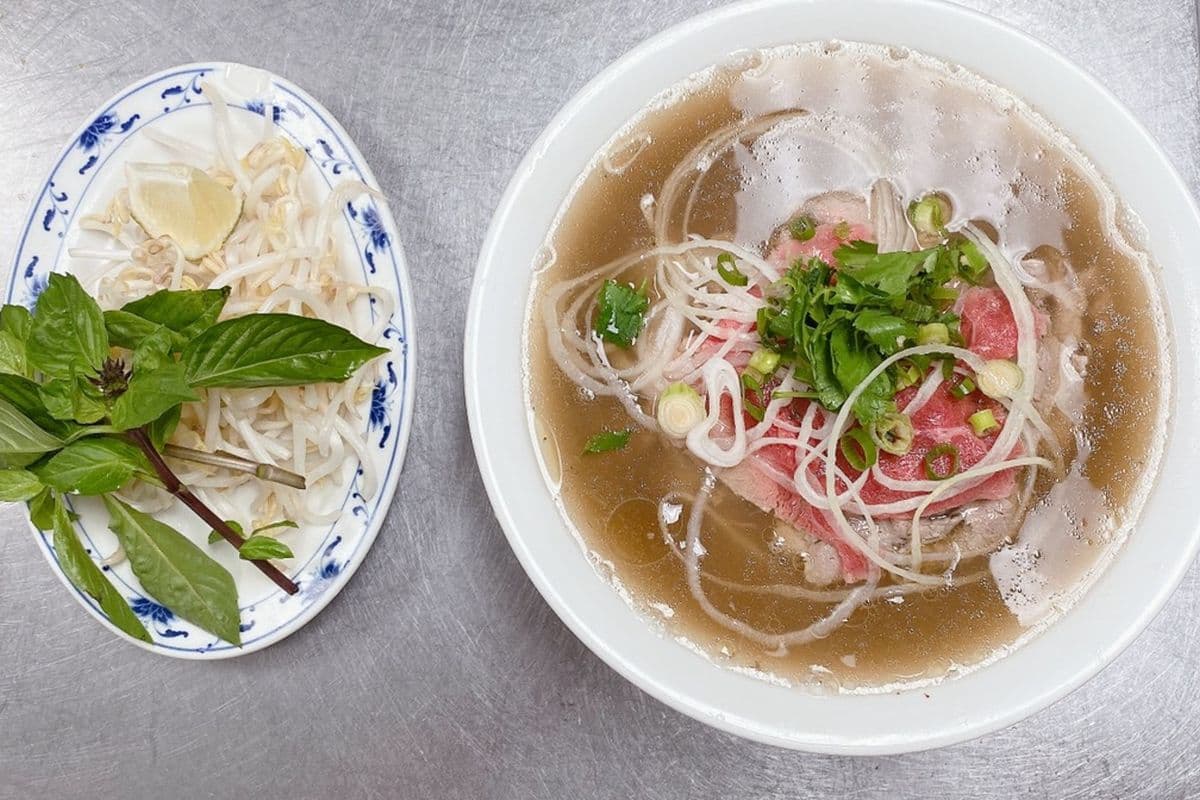 P5. Pho Tai (Large)