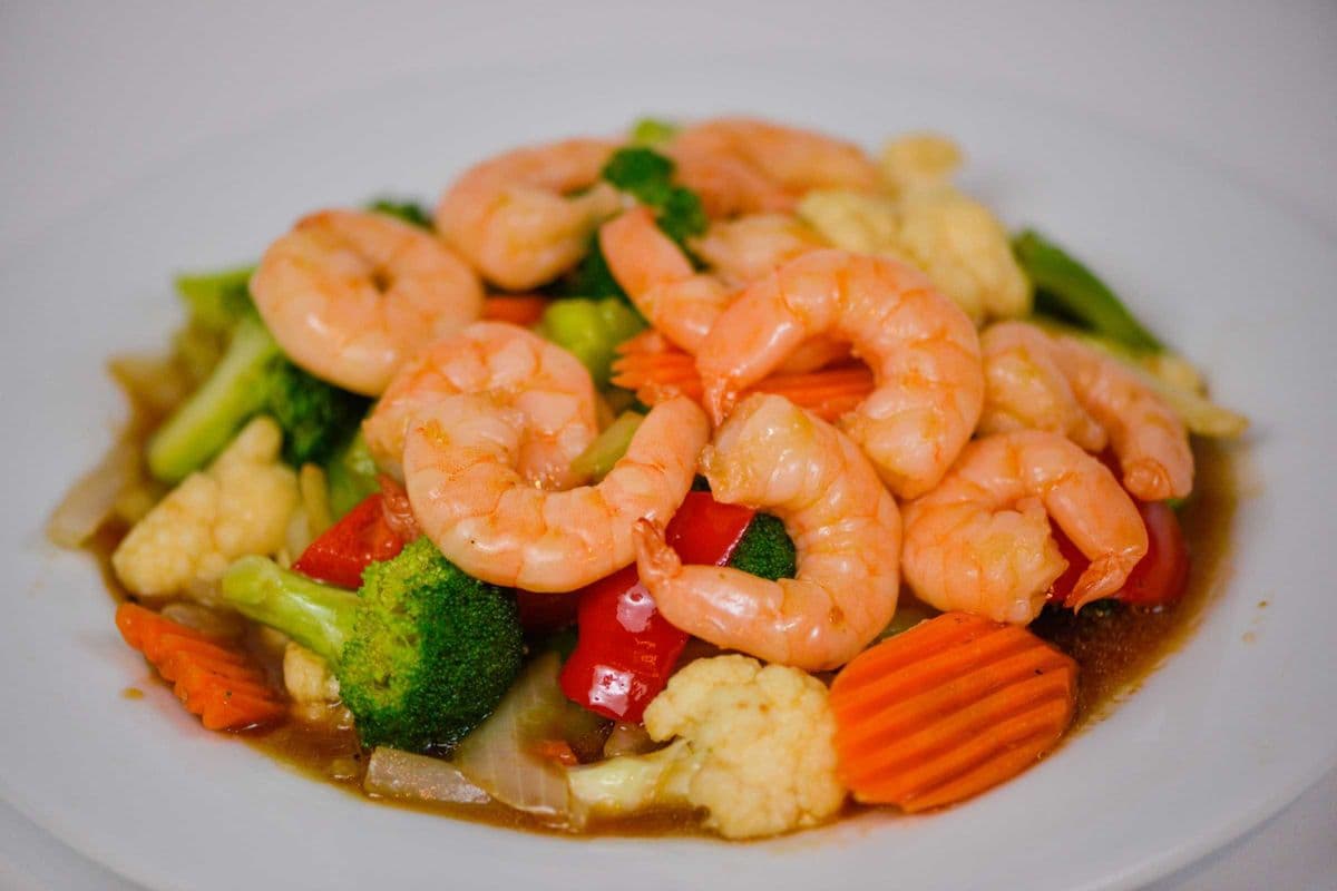 56. Stir-Fried Prawns and Mixed Vegetables - Tom Xao Rau Cai