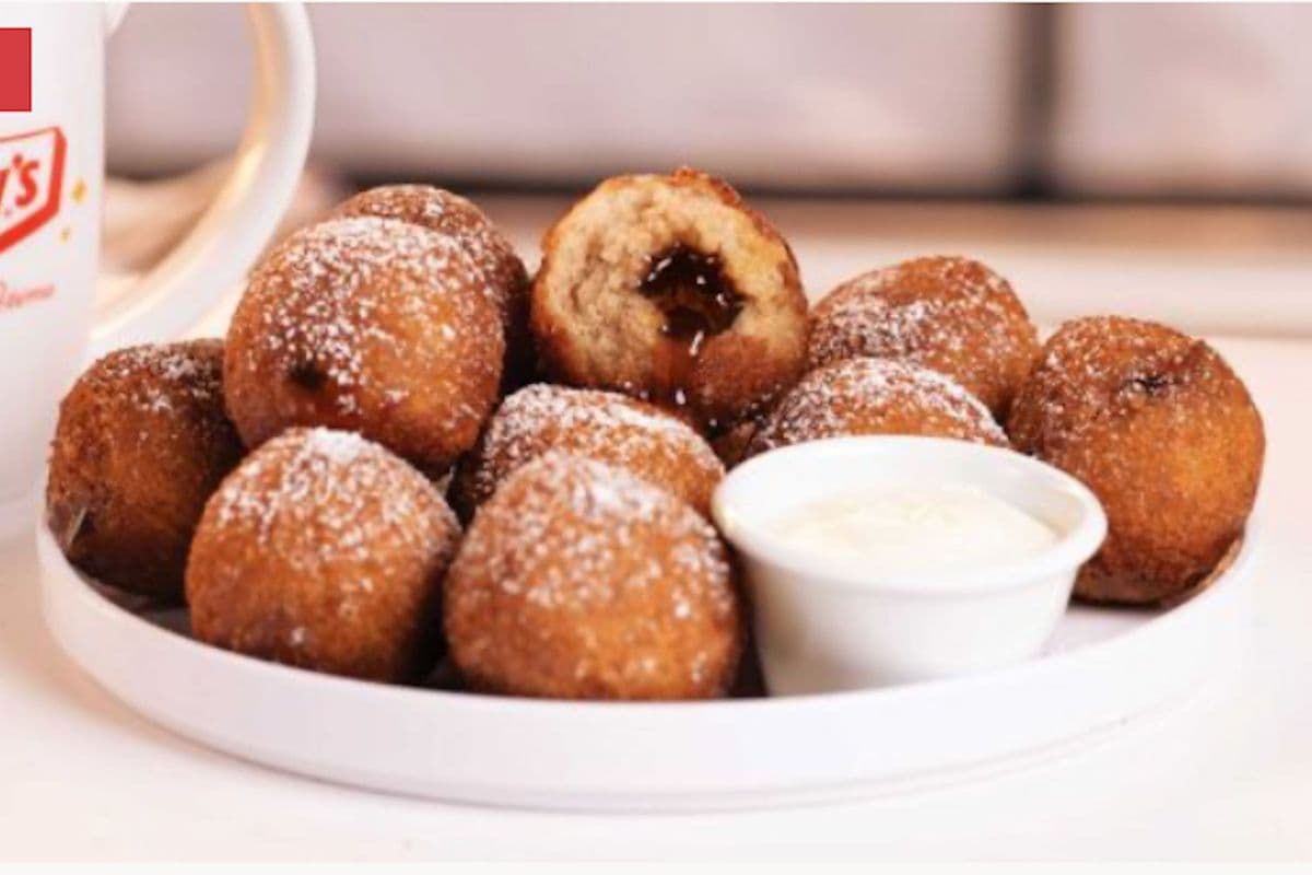 MAPLE STUFFED DONUT HOLES (10) (1820 Cal)