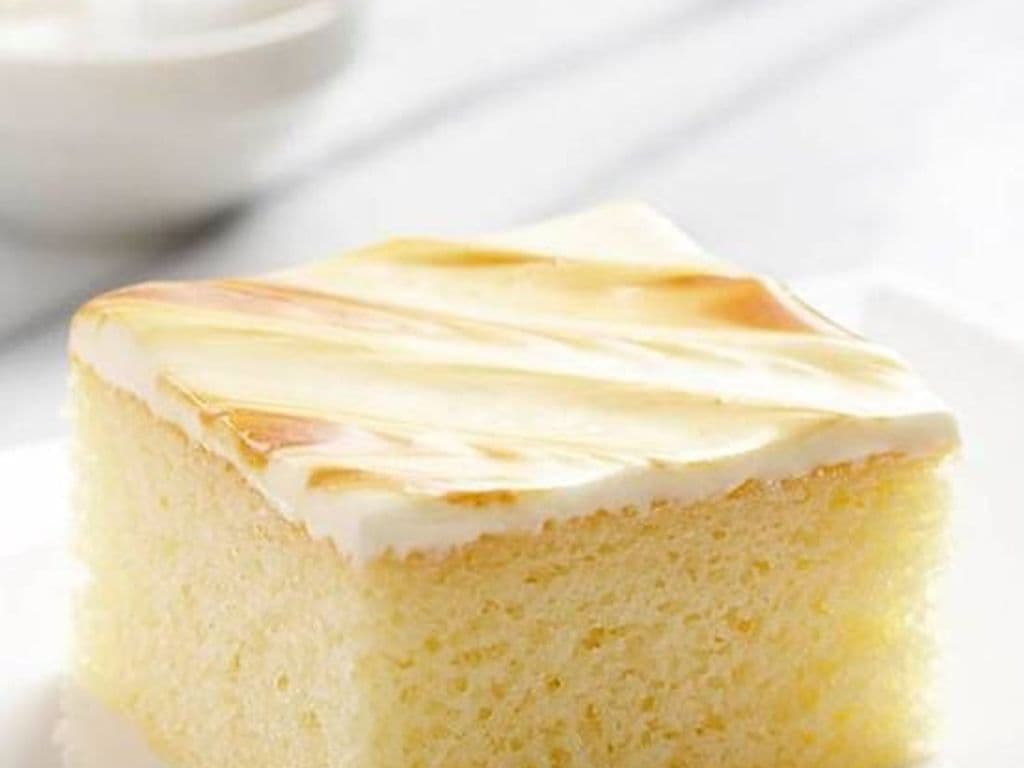 Vanilla Caramel Swirl cake