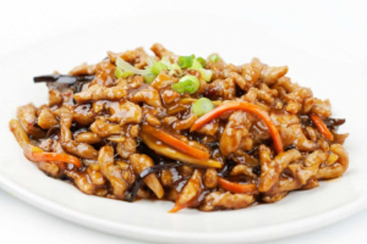 97. Shredded Pork with Red Peppers and Garlic Sauce (Hot)