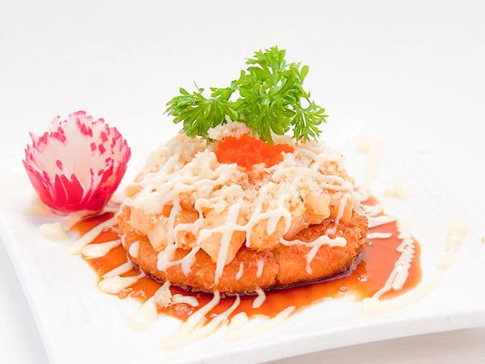 Spicy White Tuna Sushi Pizza / Spicy White Tuna Sushi Pizza