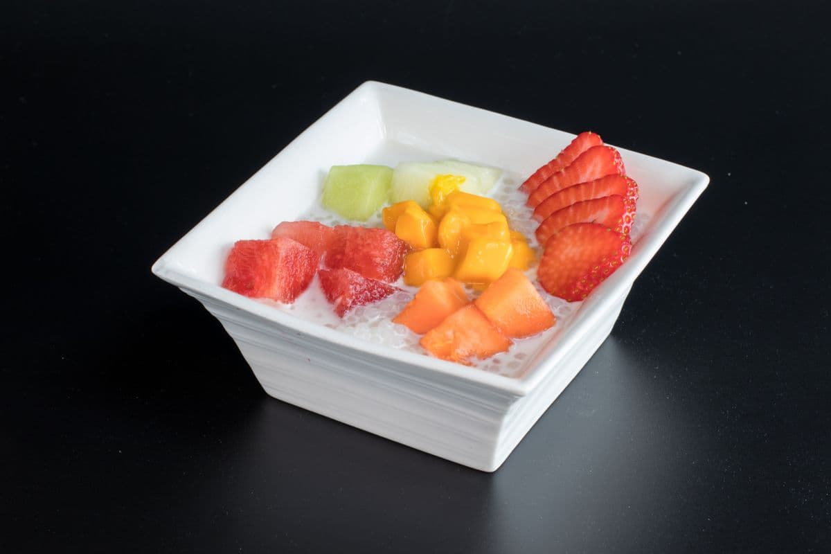 S5. Mixed Fruits and Coconut Milk 鲜杂果西米露