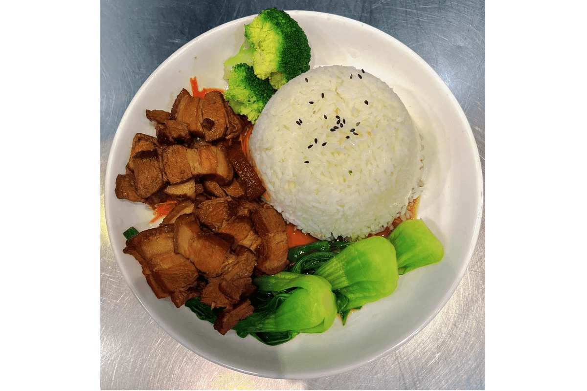 BOGO - Rice with Braised Pork 卤肉盖饭