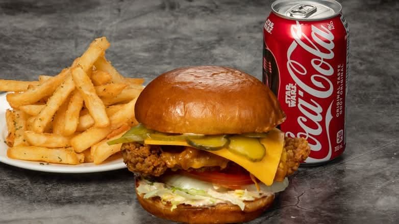 Classic Crispy Chicken Combo 🍗