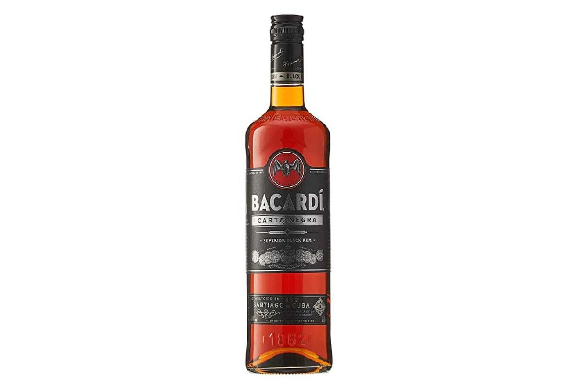 Bacardi Black (1 x 750 ml)