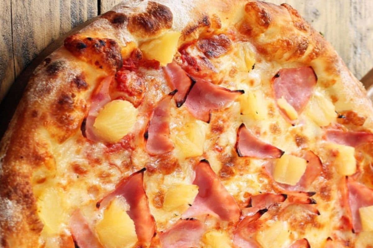 Hawaiian Pizza