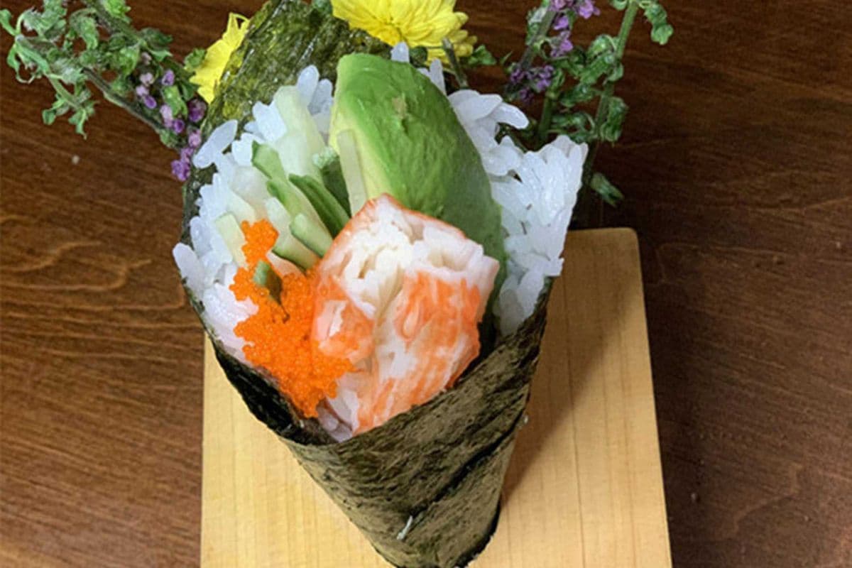 1102 California Hand Roll (1 pc)