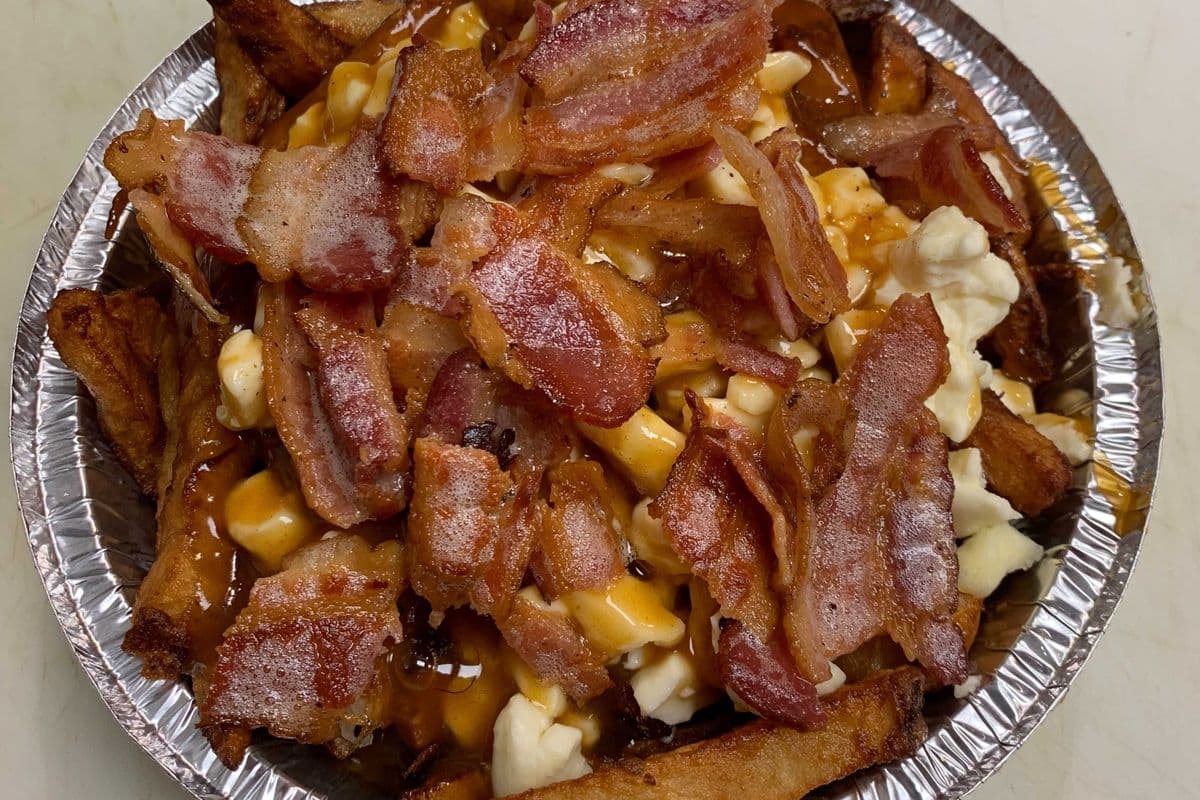 Medium Bacon Poutine
