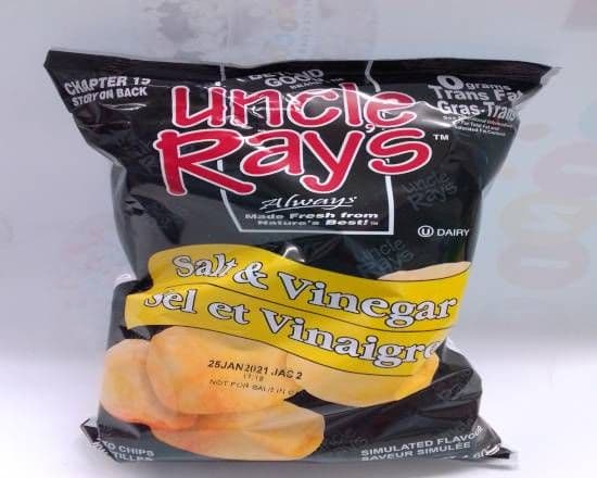 Uncle Ray's Salt and Vinegar (130 g)