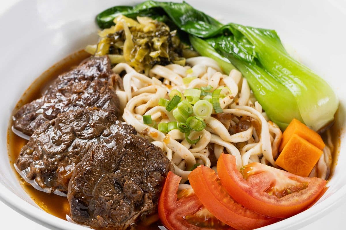 794 Tomatoes Braised Beef Noodle Soup 紅燒蕃茄牛肉麵