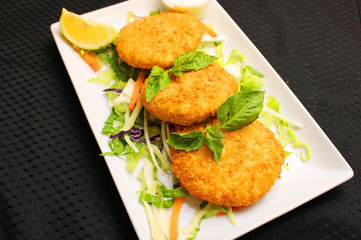 Homemade Crab Cakes (3 pcs)