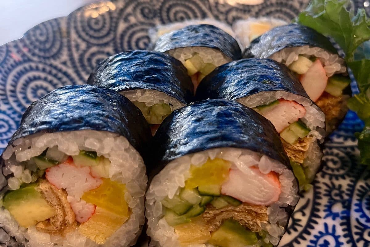 135. Futomaki Roll (8 pcs)