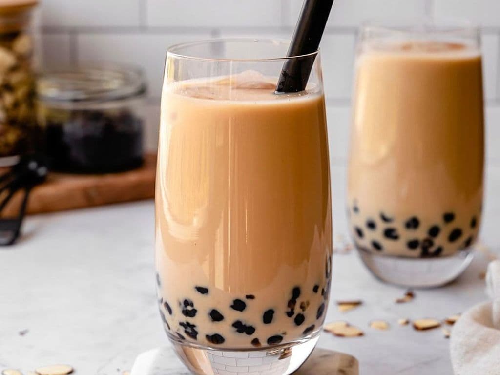 Pearl Milk Tea (with Topioca)