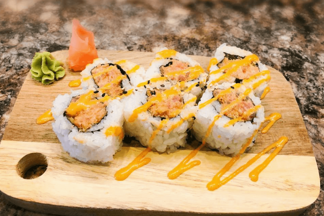 Spicy Tuna Roll (6 pcs)