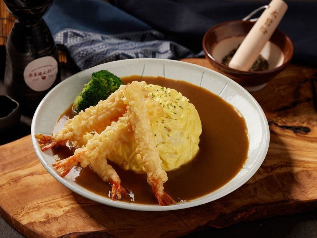 Tempura Prawns Omelette Curry Rice 歐姆蛋炸蝦咖哩飯