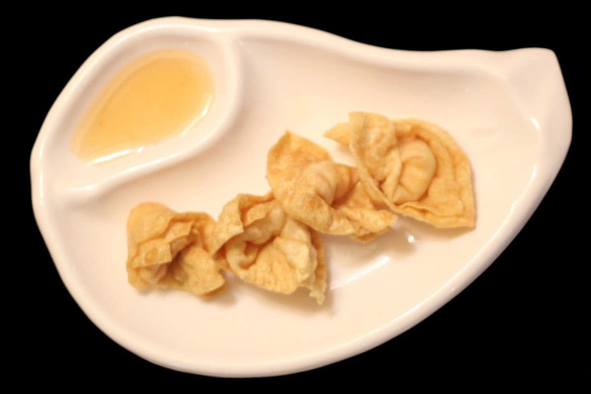 20. Deep-Fried Cheese Wonton (12 pcs)