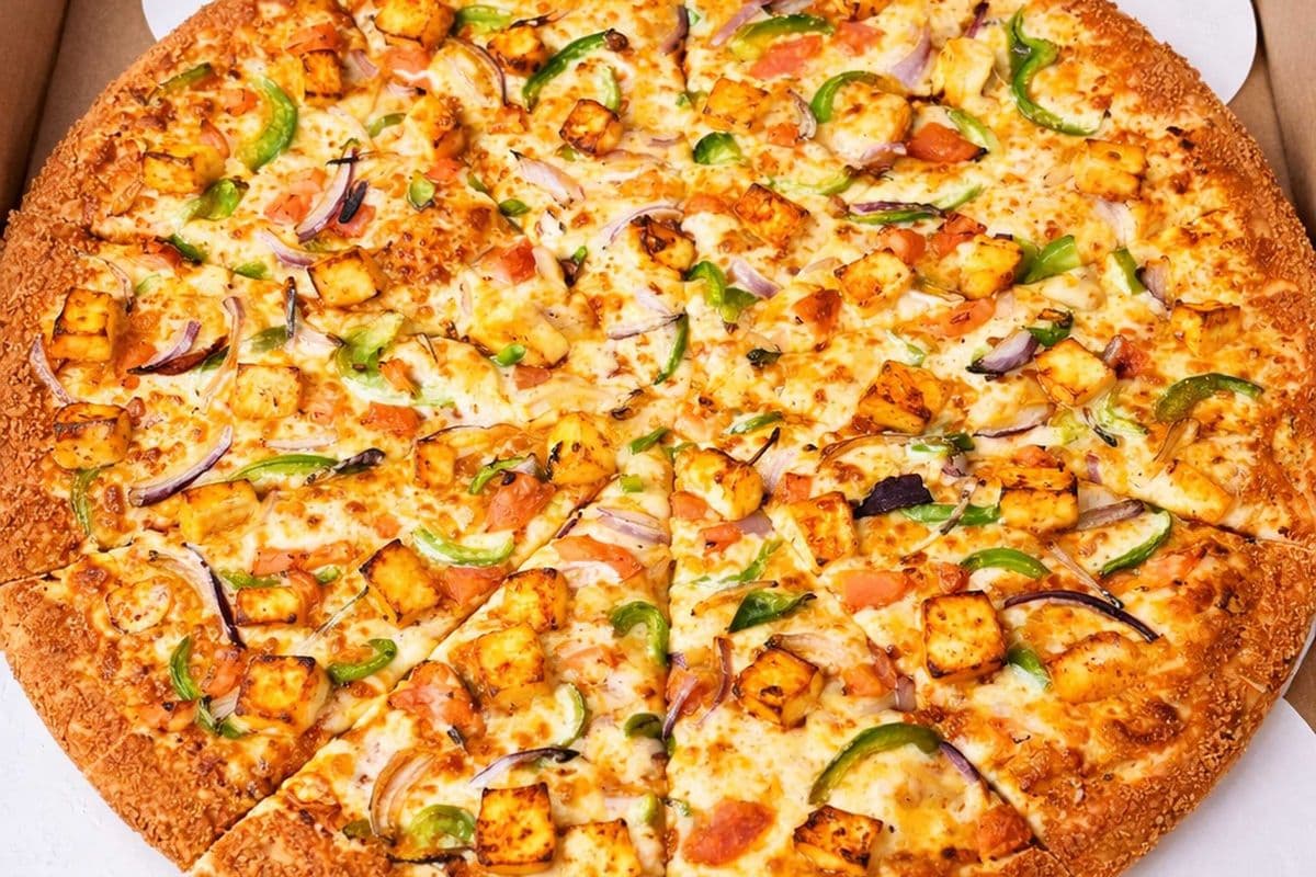 3. Butter Chicken or Paneer Pizza -10" Small