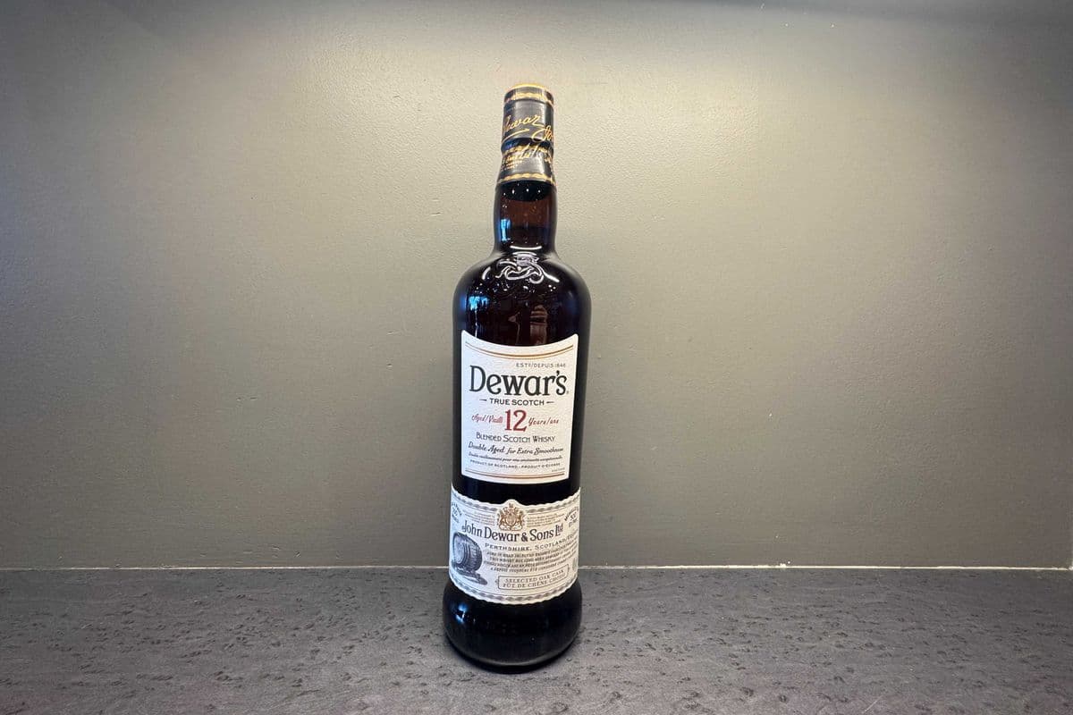 DEWARS 12YR WHISKEY 750ML BTL (1 x 750 ML)