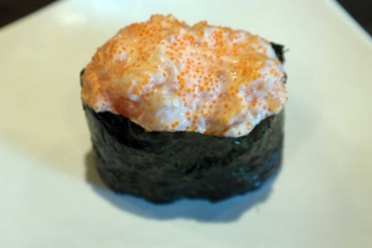 Chopped Scallop Nigiri Sushi (1 pc)