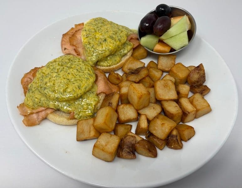 Smoked Salmon Benedict