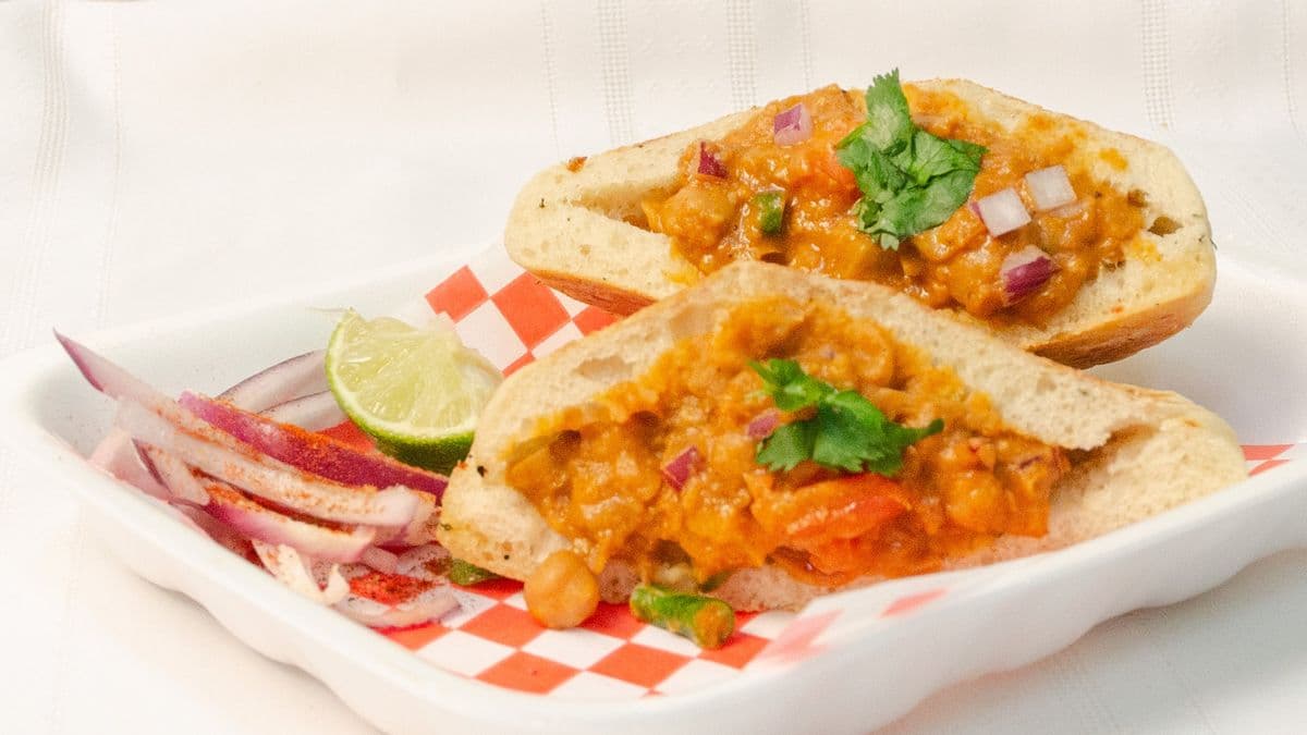 Stuffed Kulcha Channa