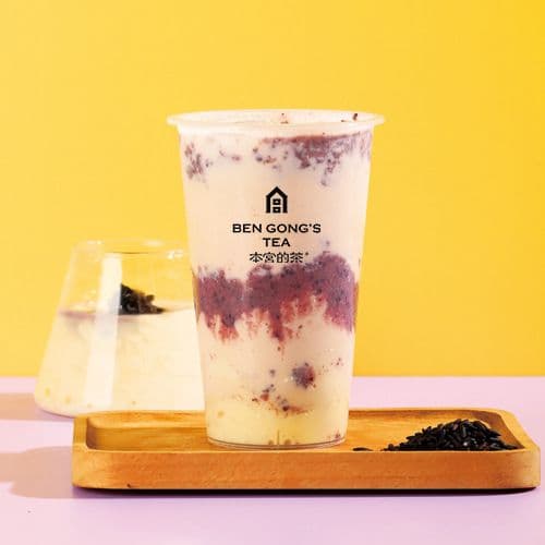 Tofu Pudding & Purple Rice Fresh milk tea / ⾖花紫⽶鲜奶茶