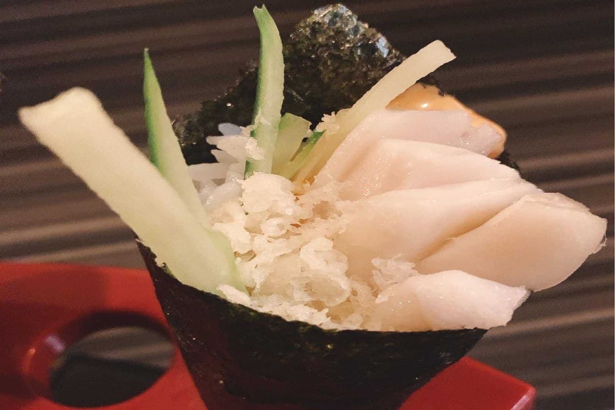 Spicy White Tuna Hand Roll (1 pc)