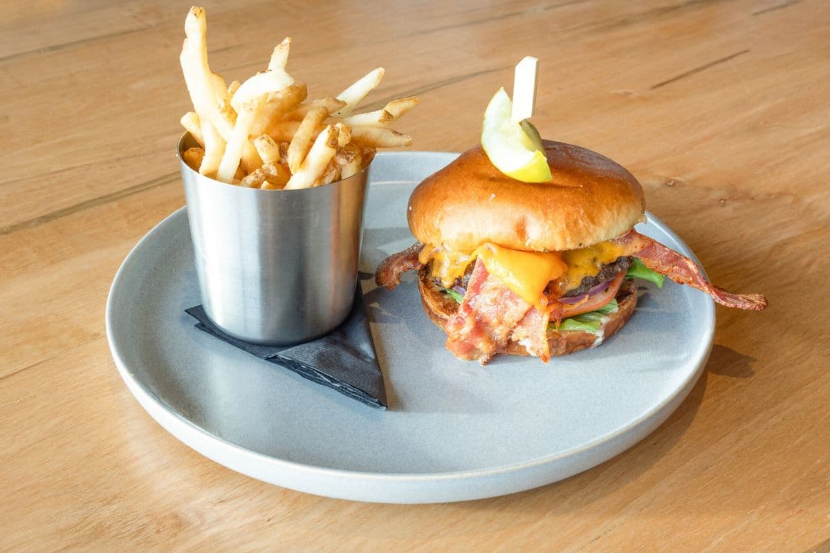 Bacon Cheeseburger