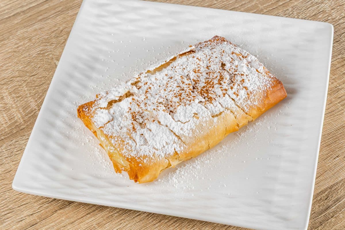 Bougatsa