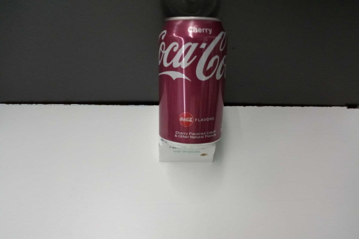 Coke - Cherry (330 ml)